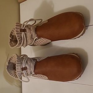 Merrell women's Alpine Pull On Knit booties sz 10.5